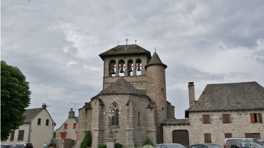 église de Saint-Symphorien-de-Thénières